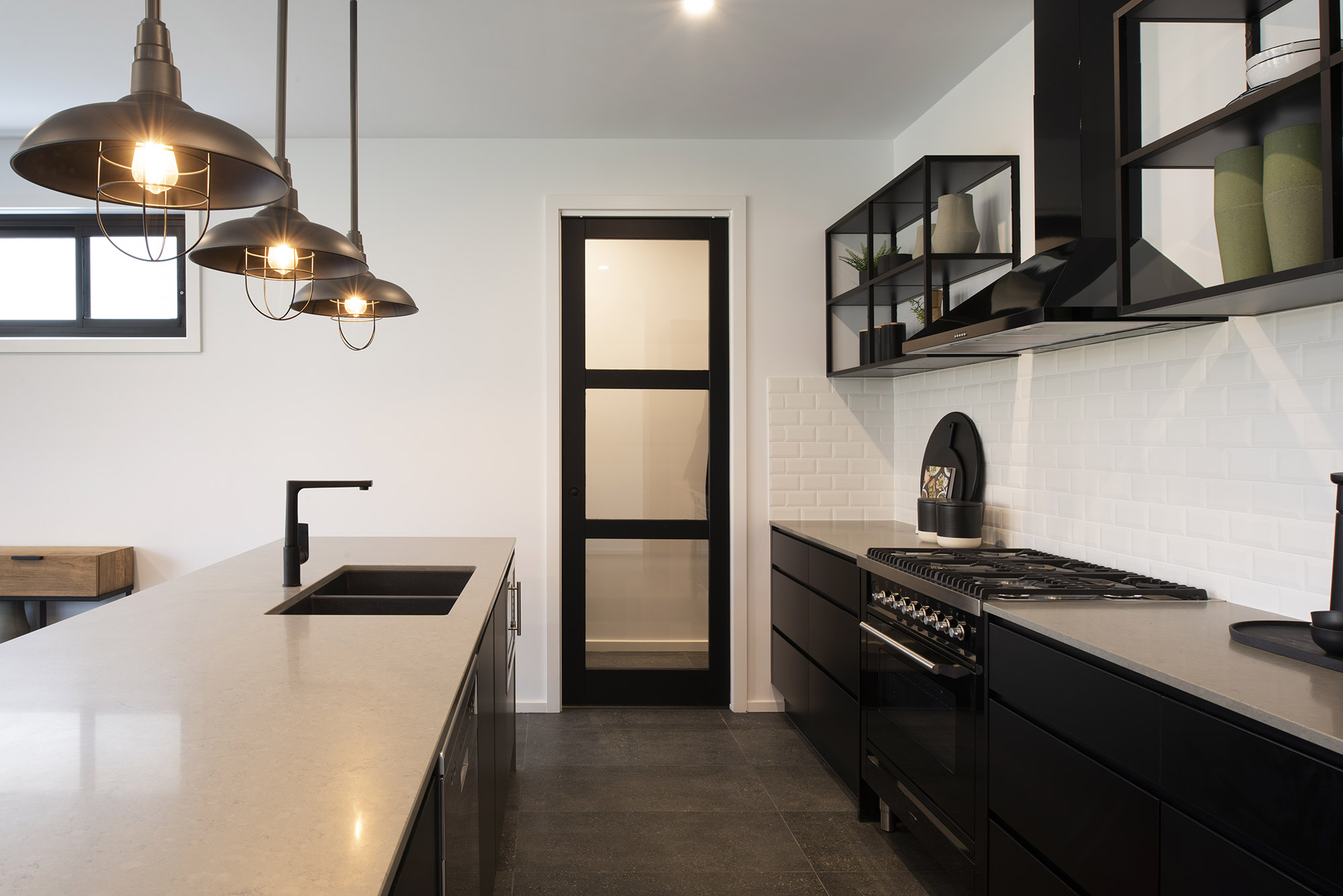 Minimalist Living & Decor Ideas