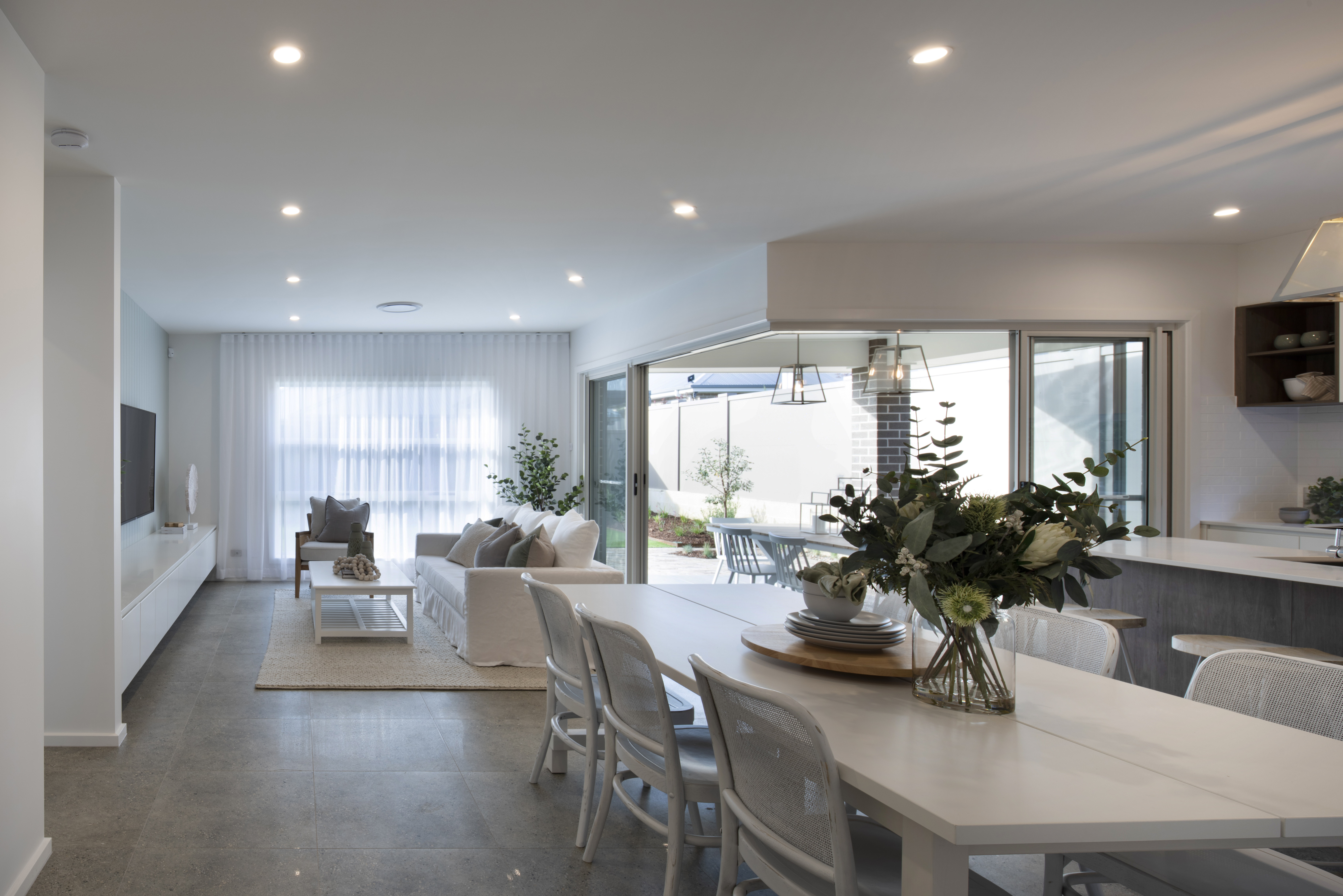 Avalon 220 Virtual Tour — gallery image 11