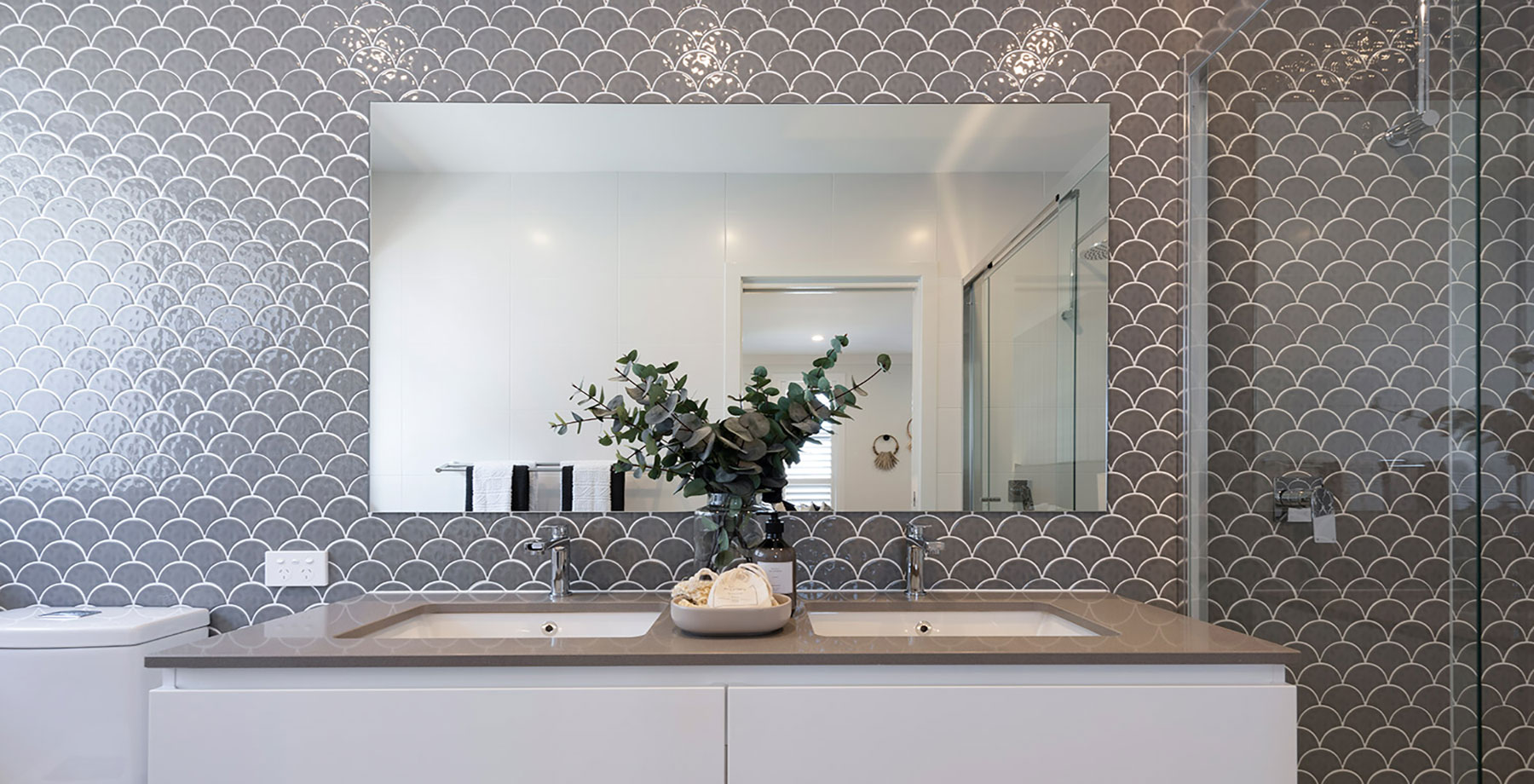 Avalon 242 Virtual tour — gallery image 2