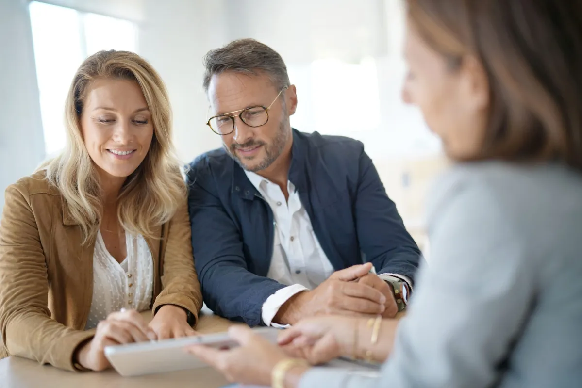 couple in a meeting