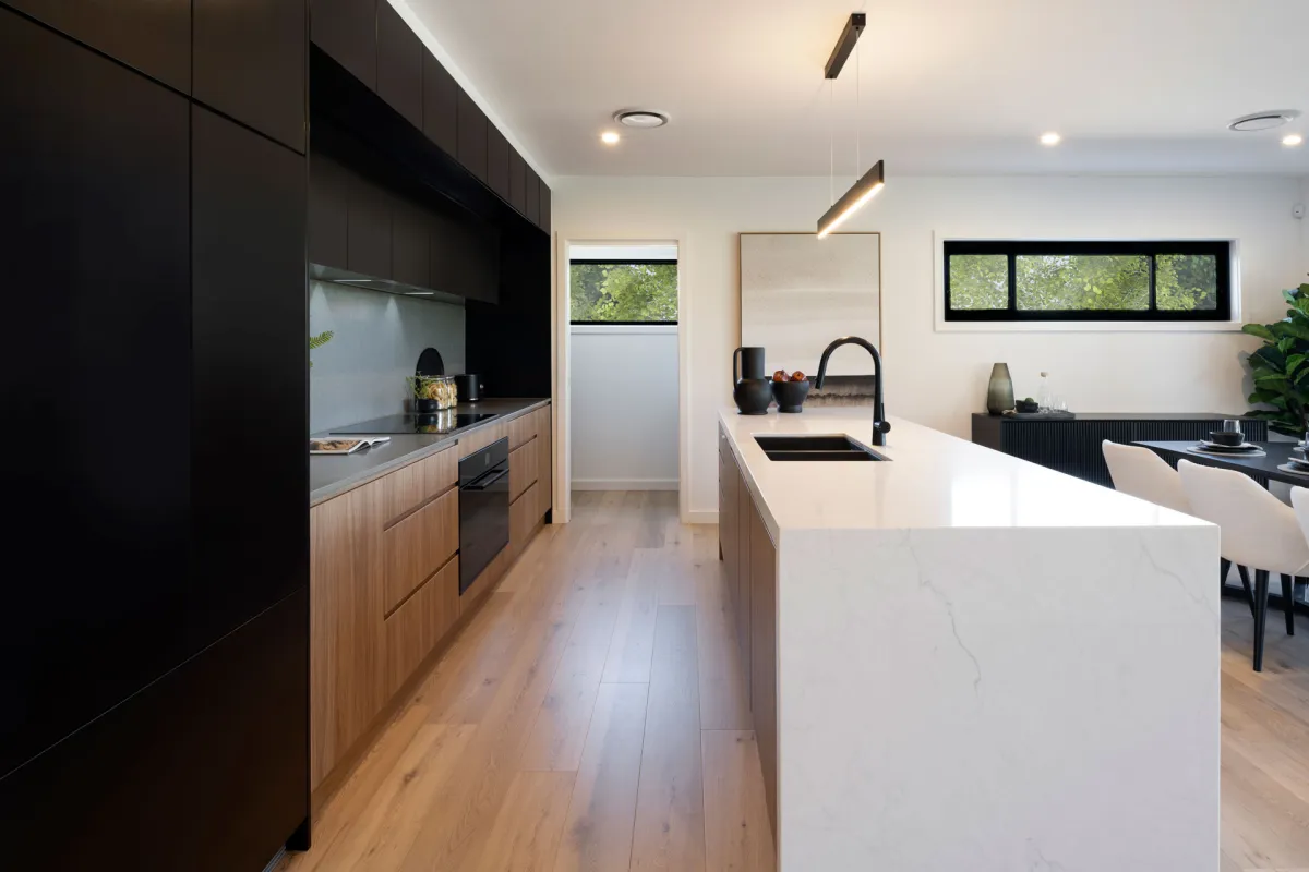Cayman 287 kitchen