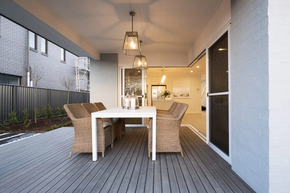 Outdoor entertaining area in the Brighton design