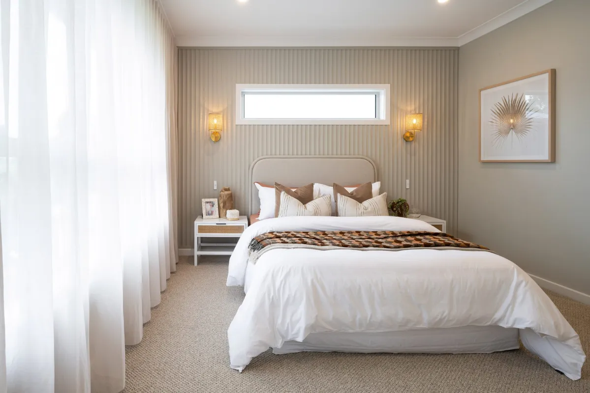 Relaxed bohemian master bedroom