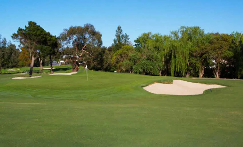 box-hill-golf-club-house-and-land-new-house
