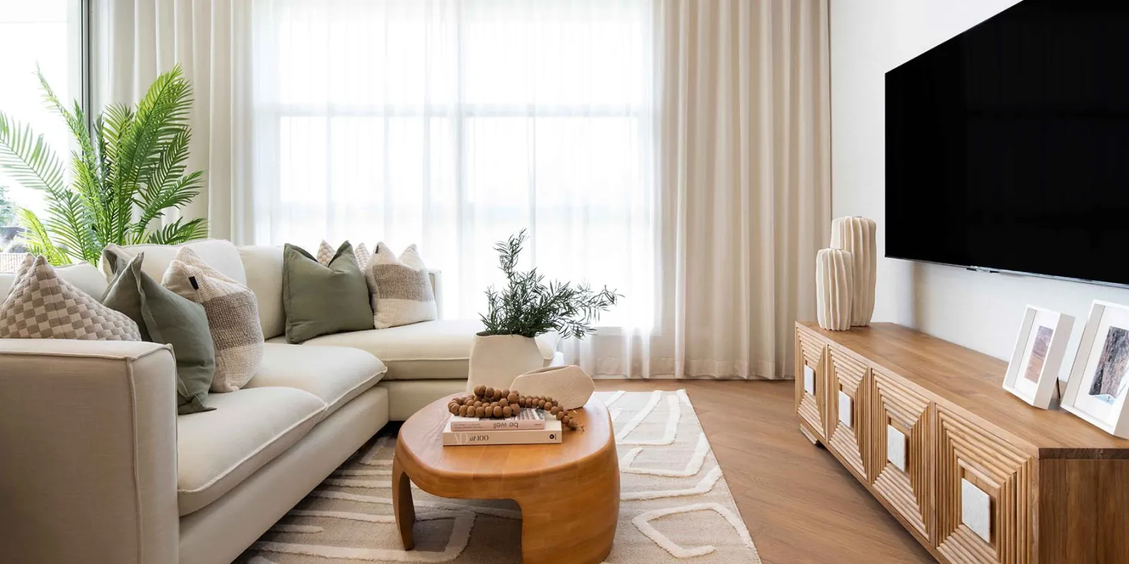 Airlie 222 Virtual Tour