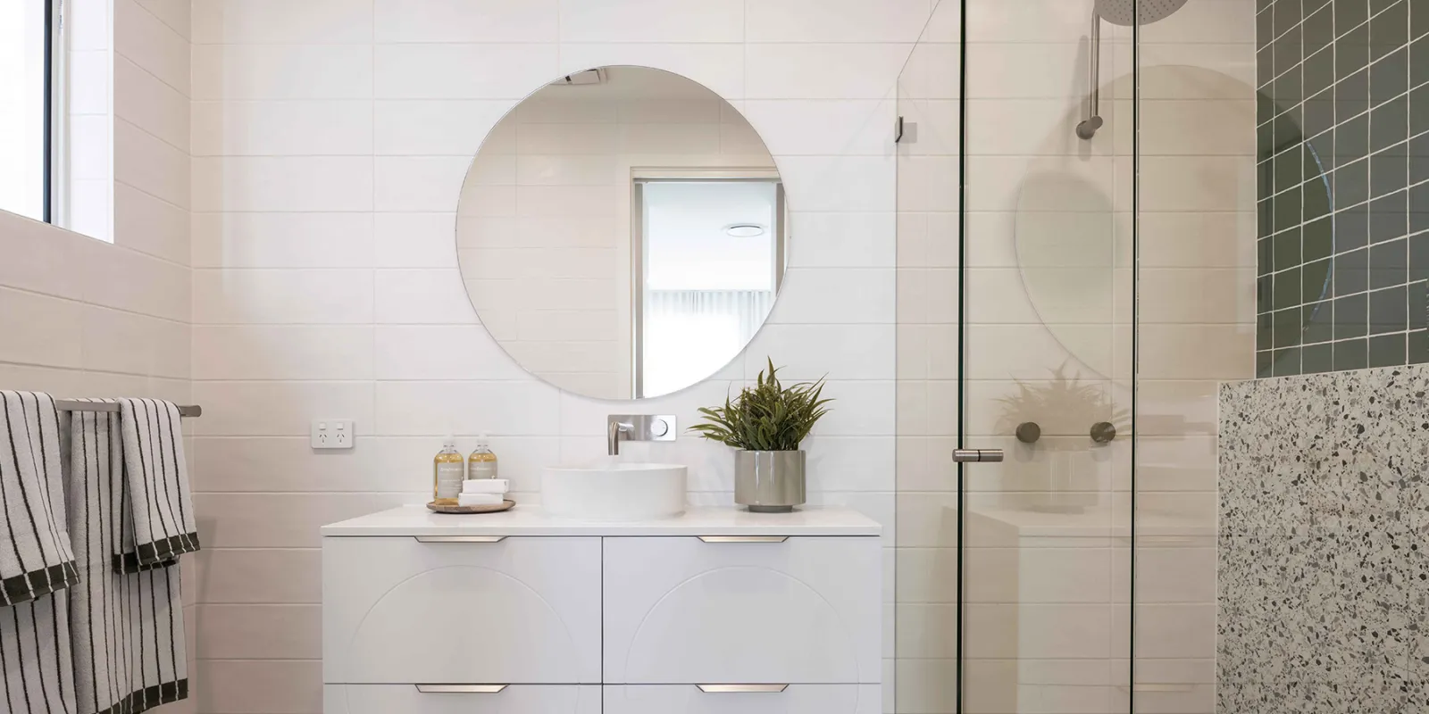 Avoca 206