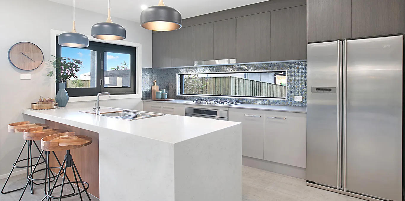 Newport 270 Virtual Tour