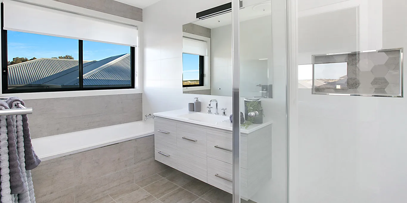 Newport 270 Virtual Tour