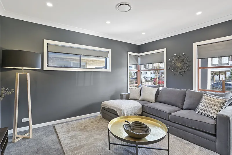 Newport 270 Virtual Tour