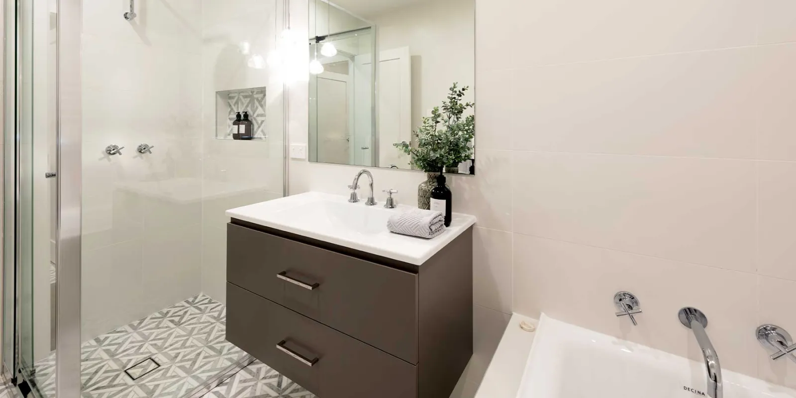 Southport 217 Virtual Tour