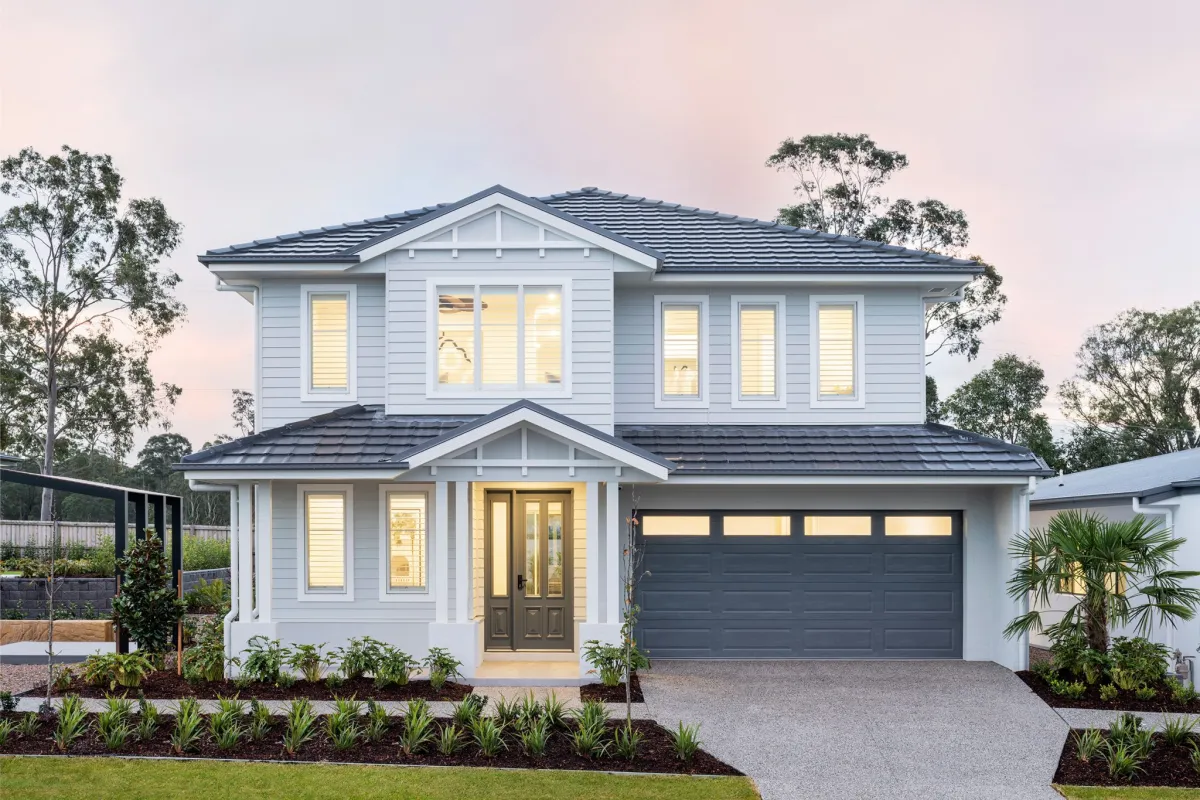 Byron 323 display home facade at Thornton