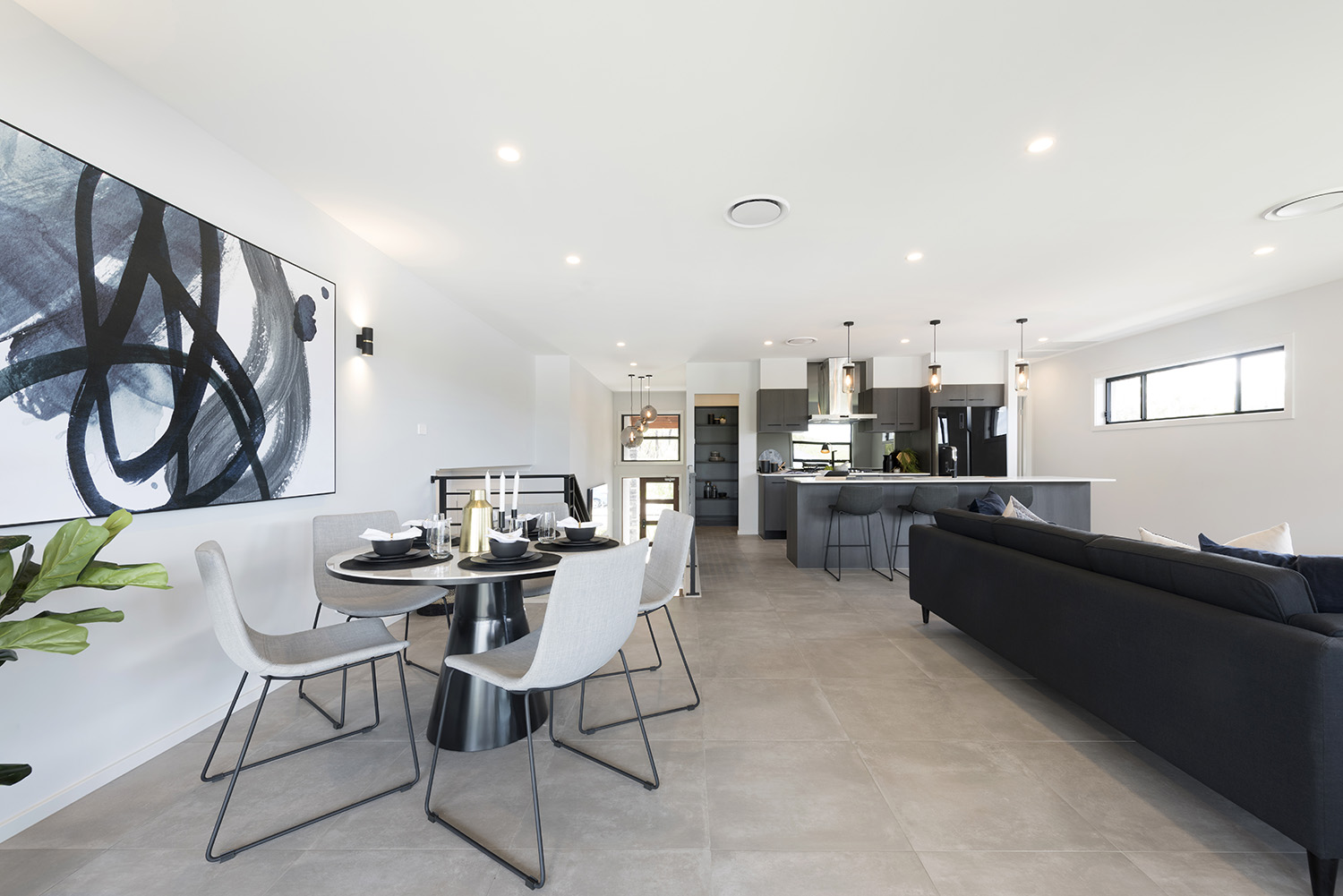 San Remo 273 — gallery image 2