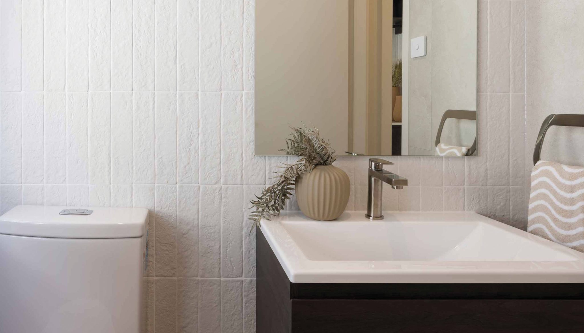 Powder room: Slimline mixer